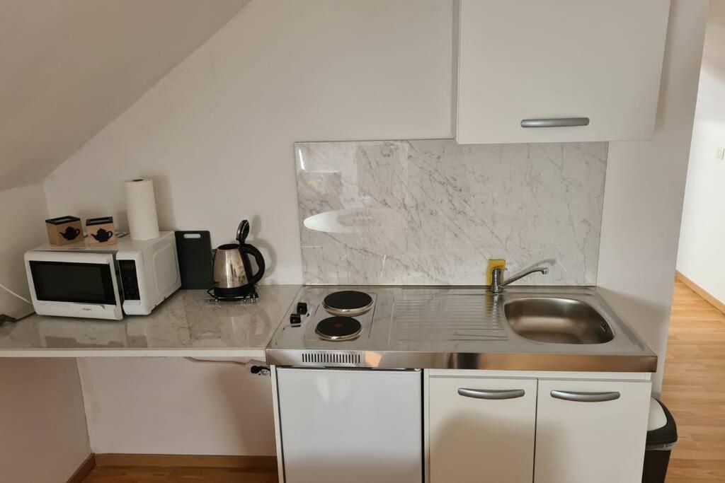 Apartament Au Petit Ravel Loft Cosy Au Coeur De La Nature Bernissart Zewnętrze zdjęcie